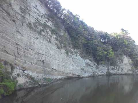 亀山湖