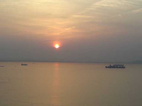 夕日